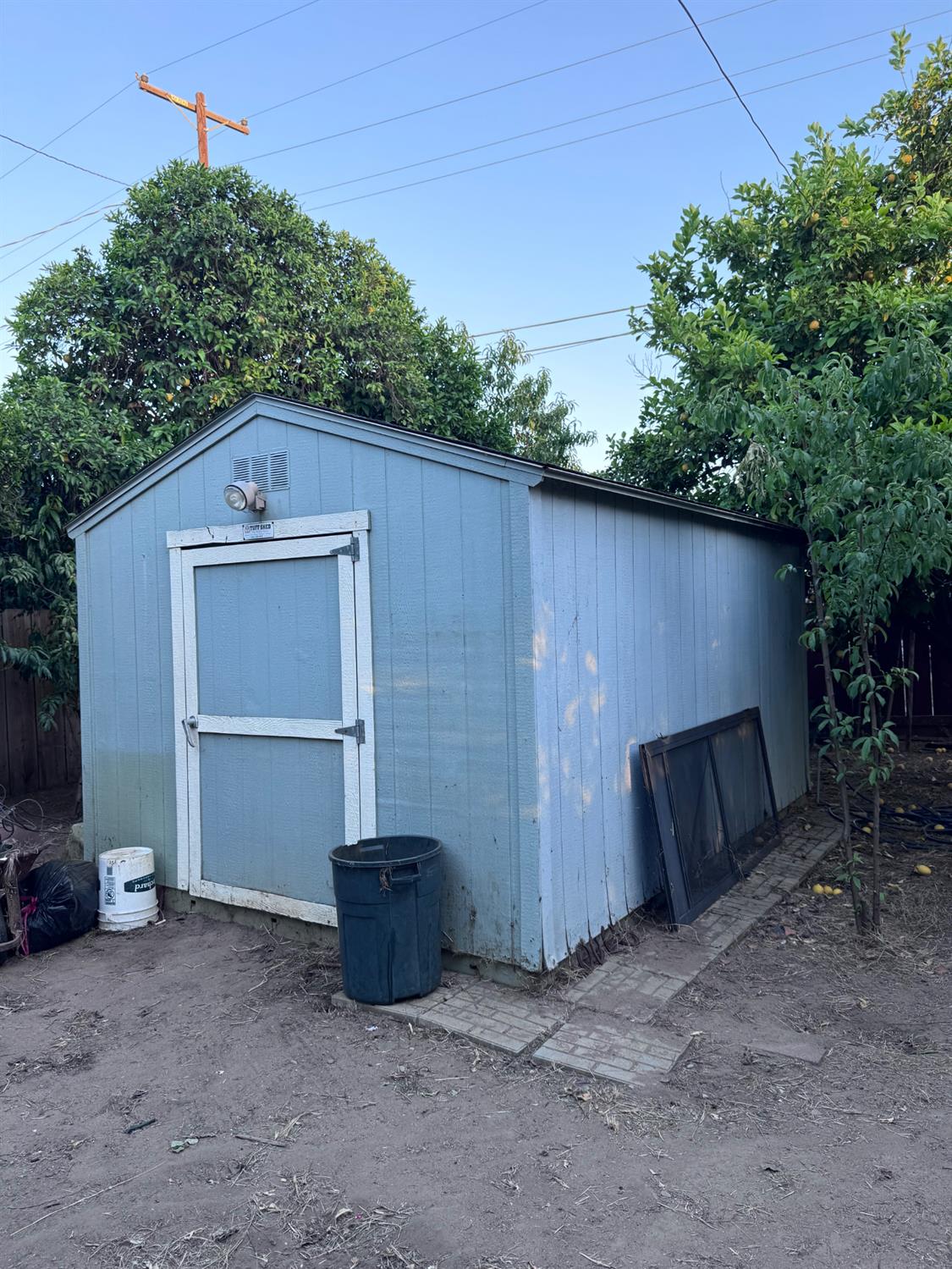 5074 E Platt Ave, Fresno, CA 93727