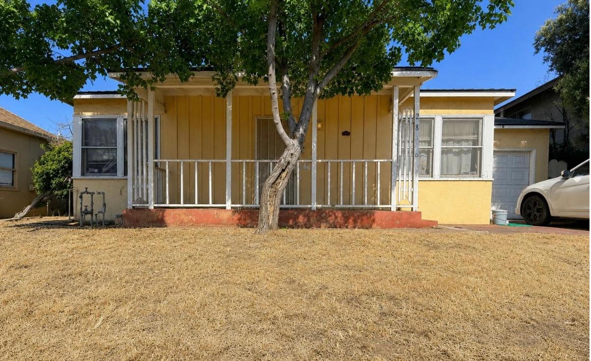 728 730 N Palm Ave, Fresno, CA 93728