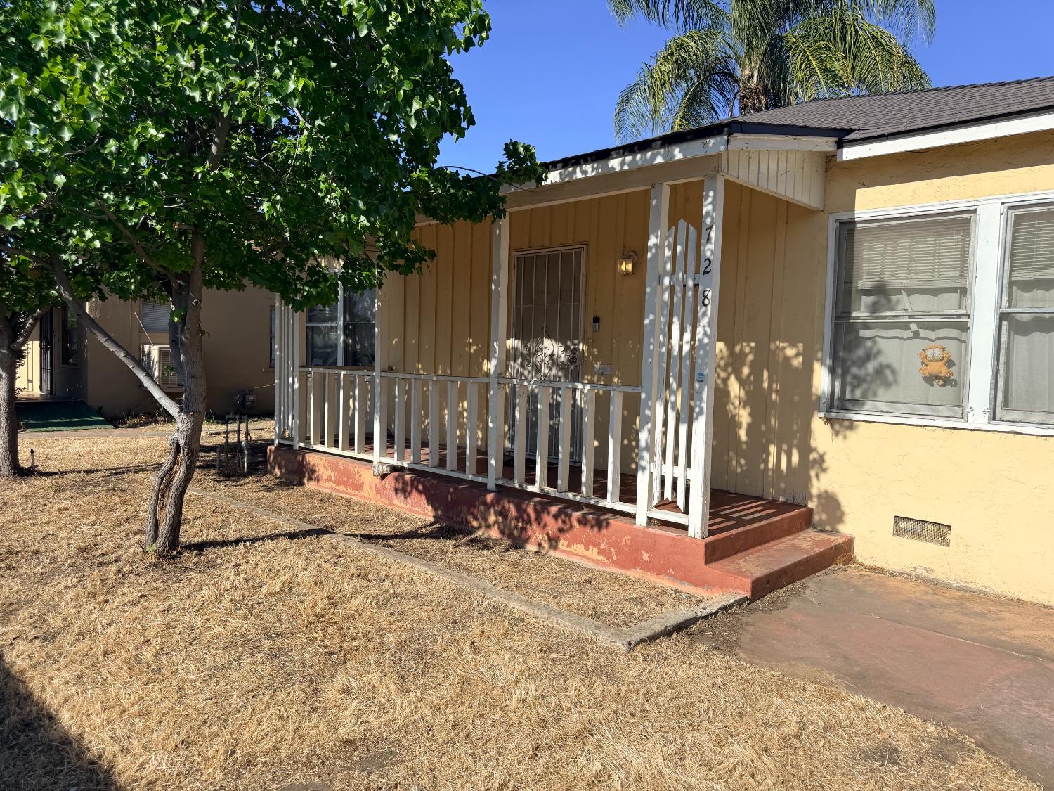 728 730 N Palm Ave, Fresno, CA 93728