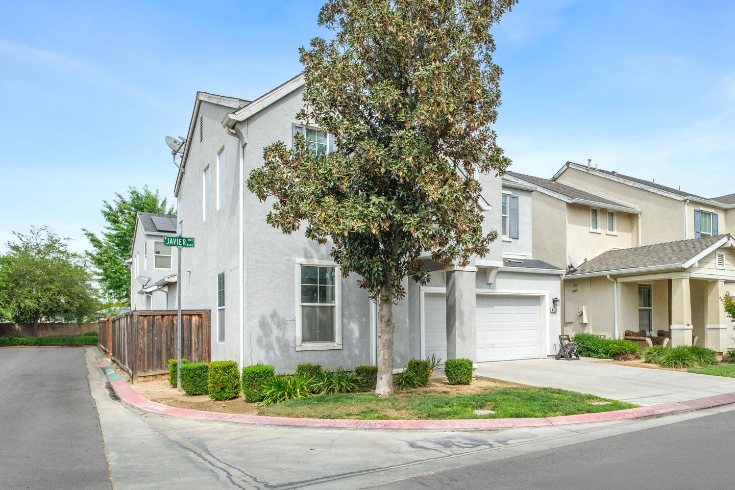 4680 Javier Way, Fresno, CA 93722