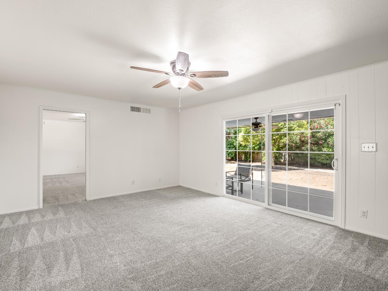 1528 E Escalon Ave, Fresno, CA 93710