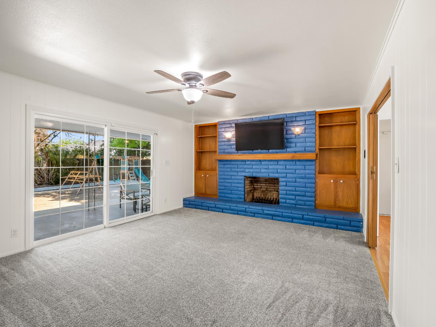 1528 E Escalon Ave, Fresno, CA 93710
