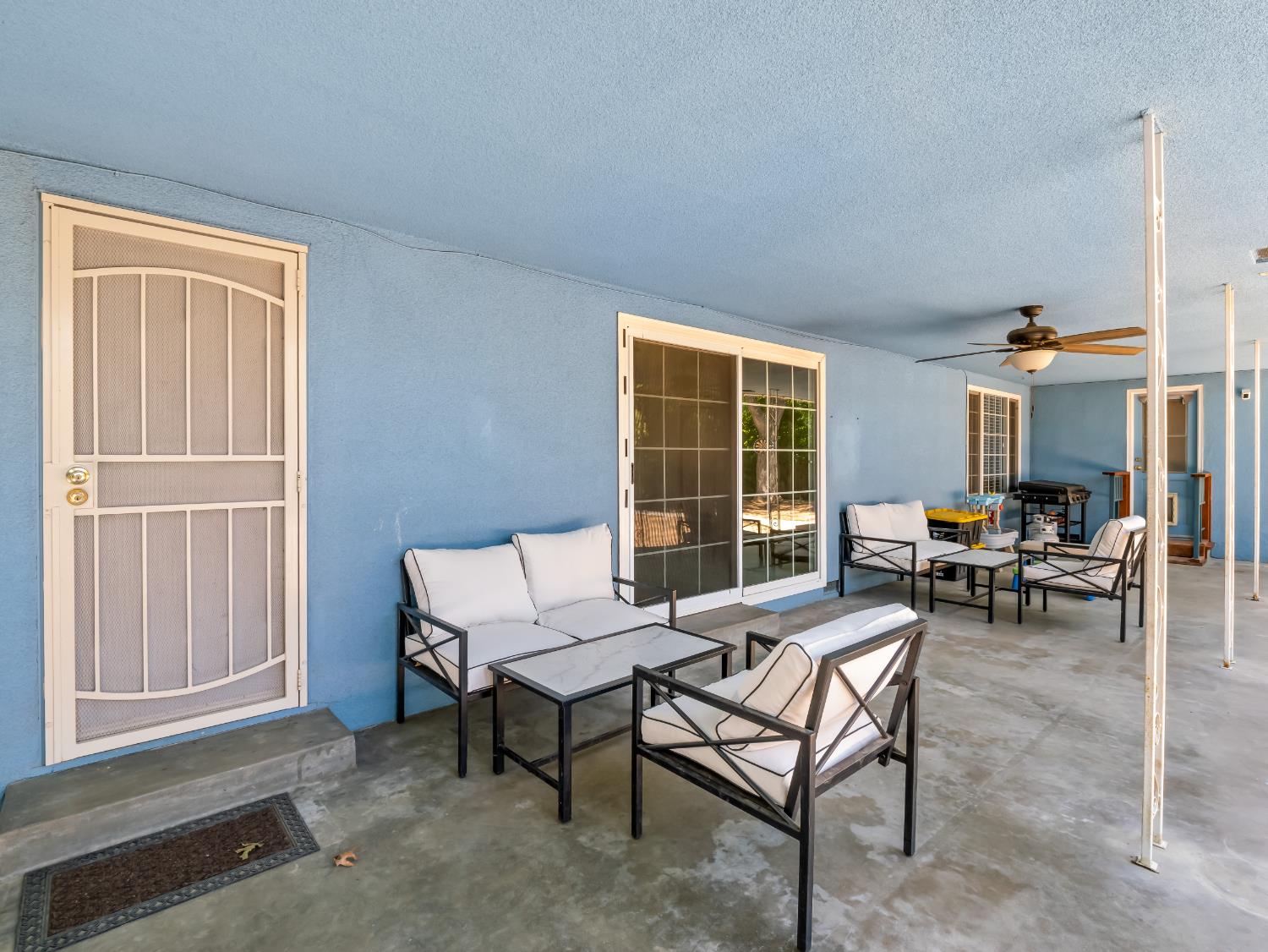 1528 E Escalon Ave, Fresno, CA 93710