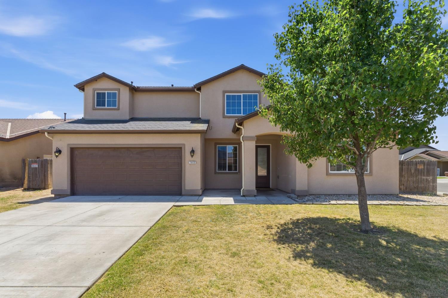 1443 Sidonia St, Hanford, CA 93230