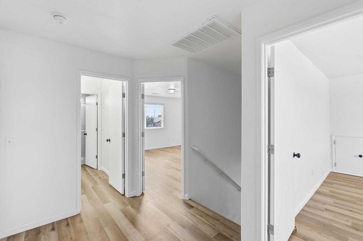 1443 Sidonia St, Hanford, CA 93230