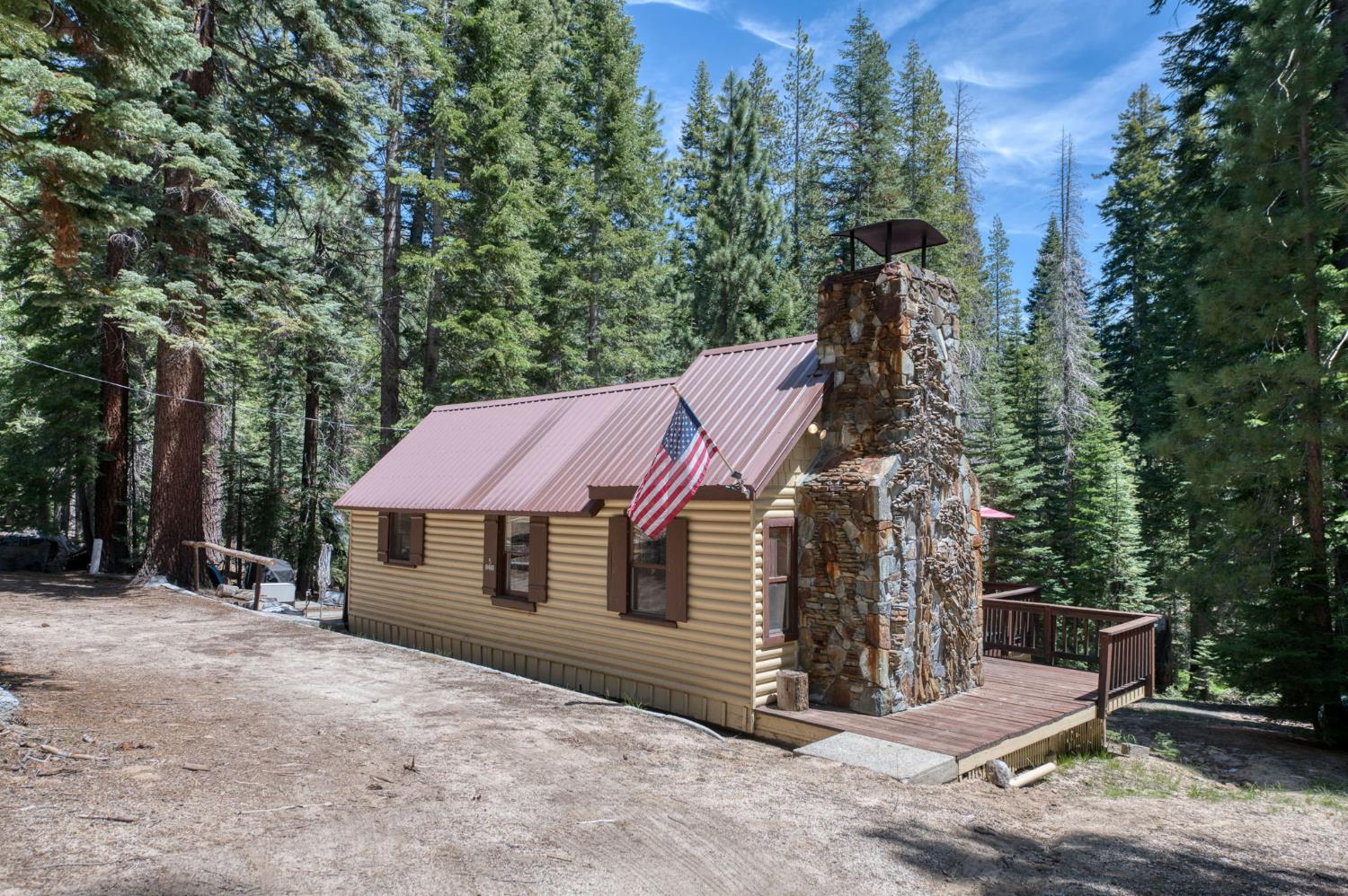 62784 Huntington Lake Rd #5, Lakeshore, CA 93634