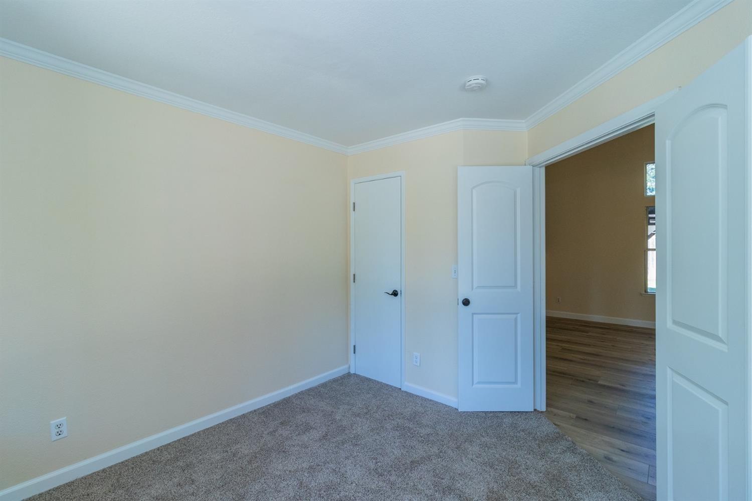 7771 N Baird Ave, Fresno, CA 93720