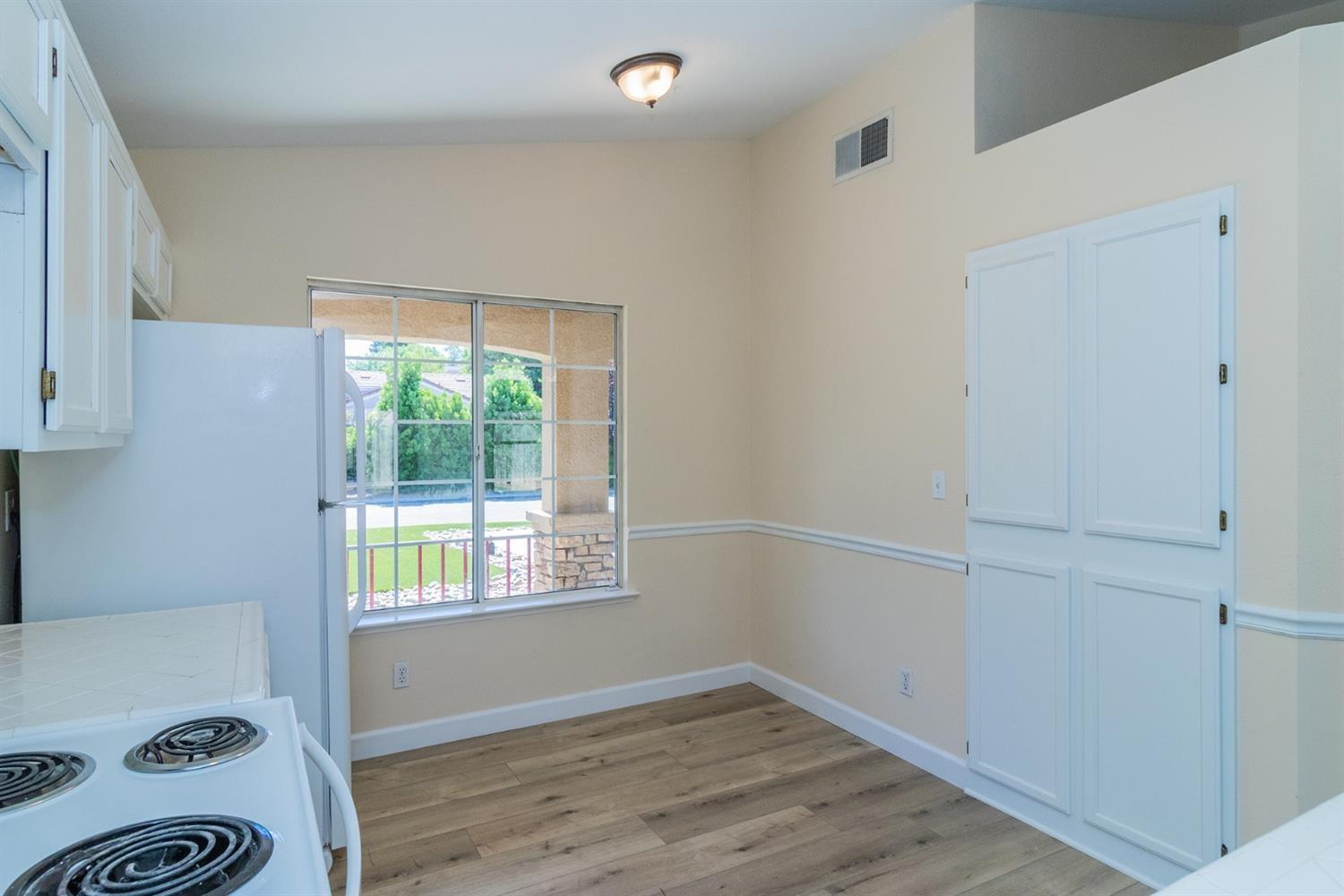 7771 N Baird Ave, Fresno, CA 93720