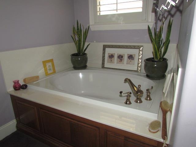 1072 Rorden Ave, Selma, CA 93662