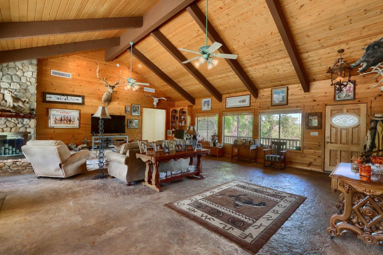 32028 Cattle Way, Coarsegold, CA 93614