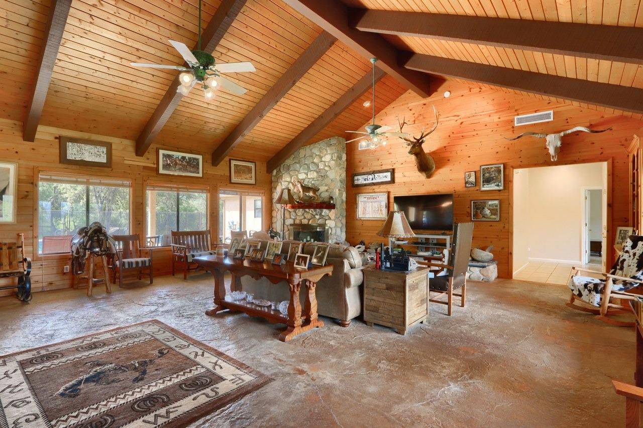 32028 Cattle Way, Coarsegold, CA 93614