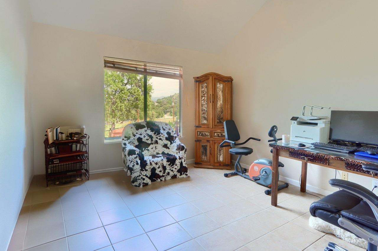 32028 Cattle Way, Coarsegold, CA 93614