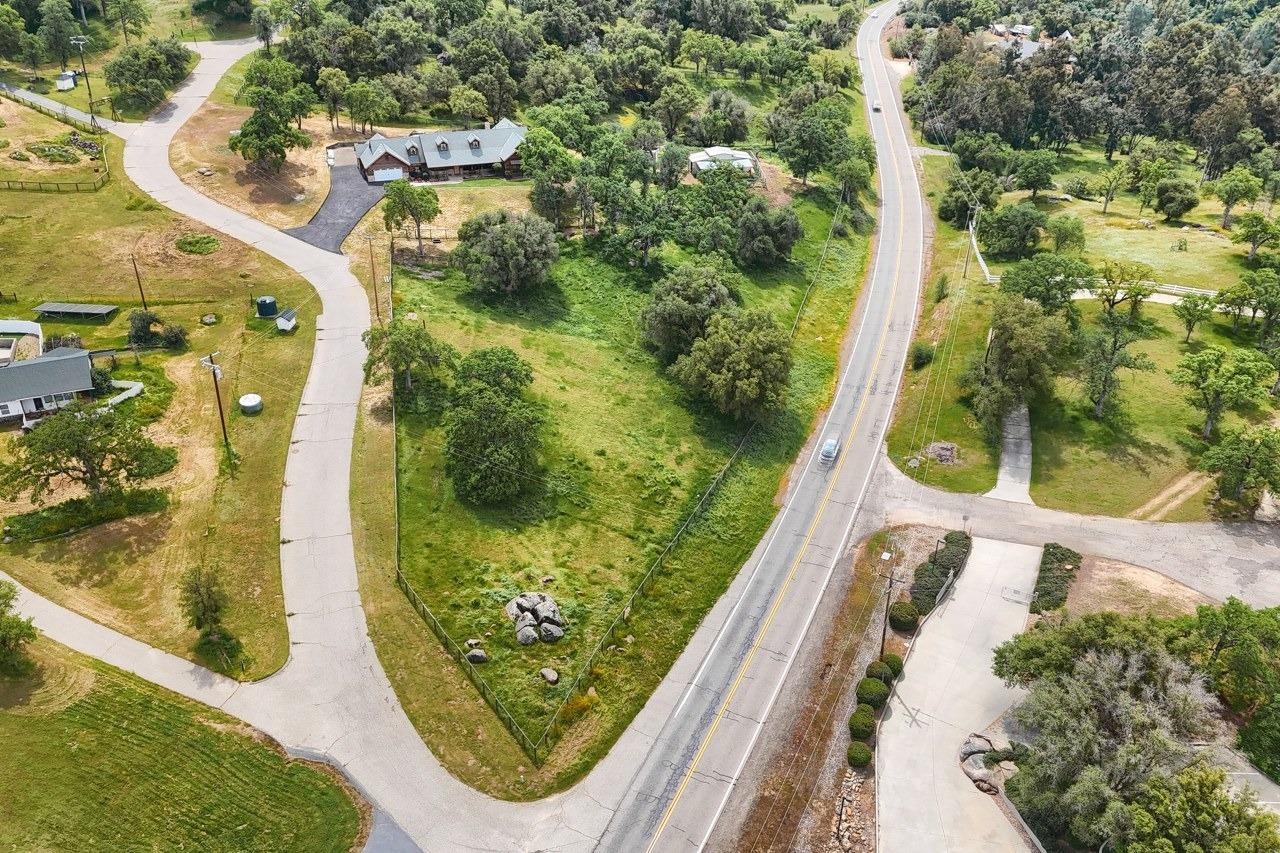 32028 Cattle Way, Coarsegold, CA 93614
