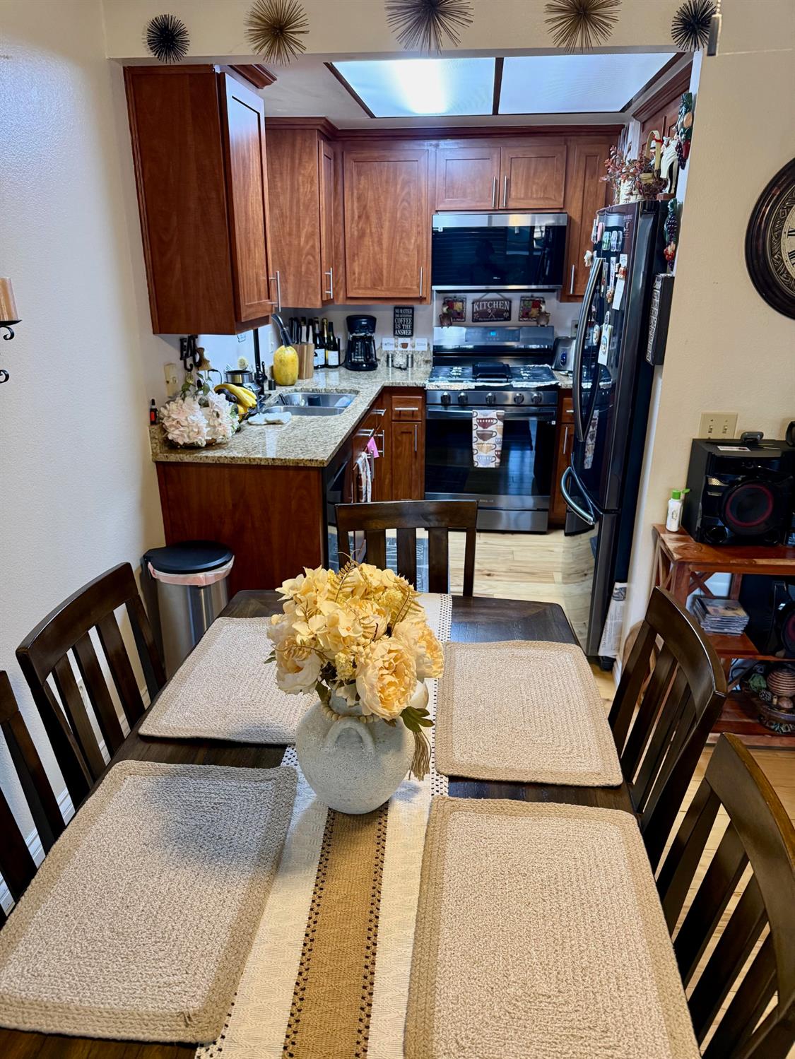 1340 E Hillcrest #10, Thousand Oaks, CA 91362