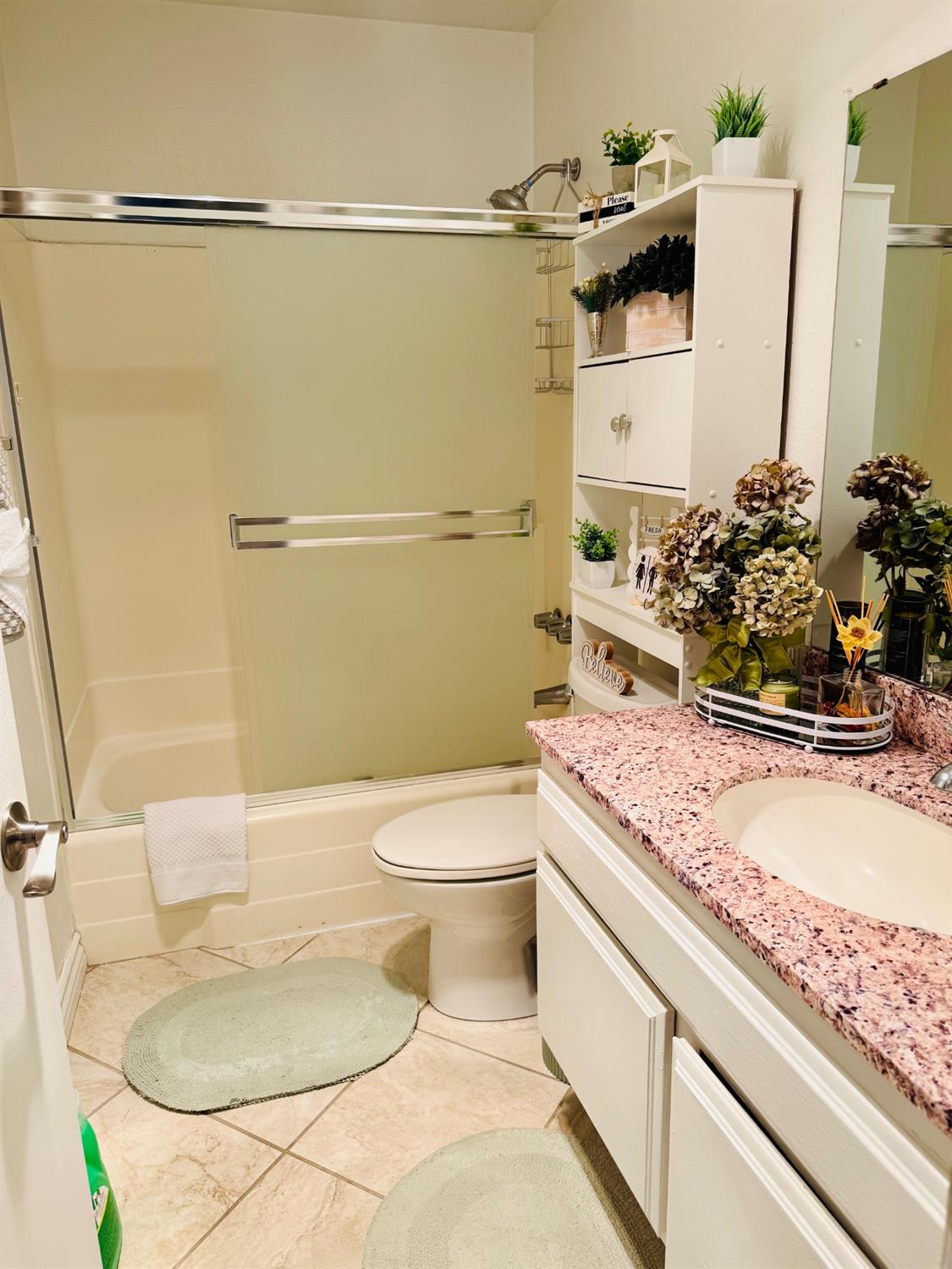1340 E Hillcrest #10, Thousand Oaks, CA 91362