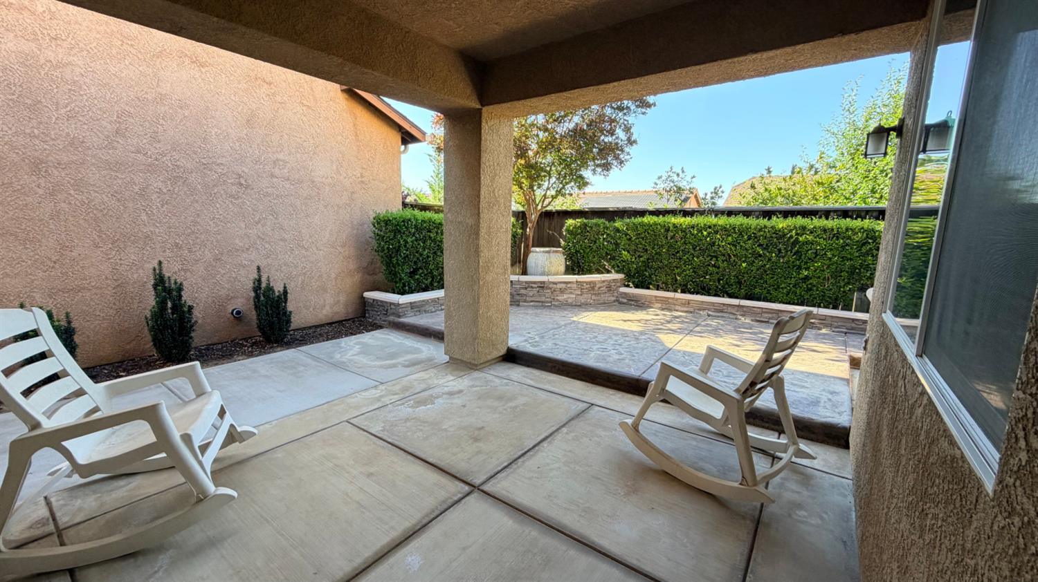 5284 W King Fisher Ln, Fresno, CA 93722