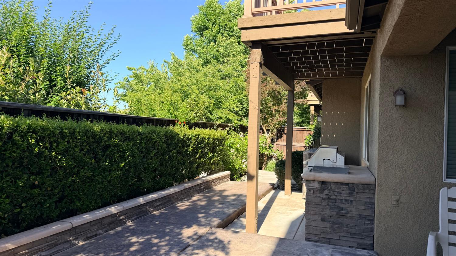 5284 W King Fisher Ln, Fresno, CA 93722
