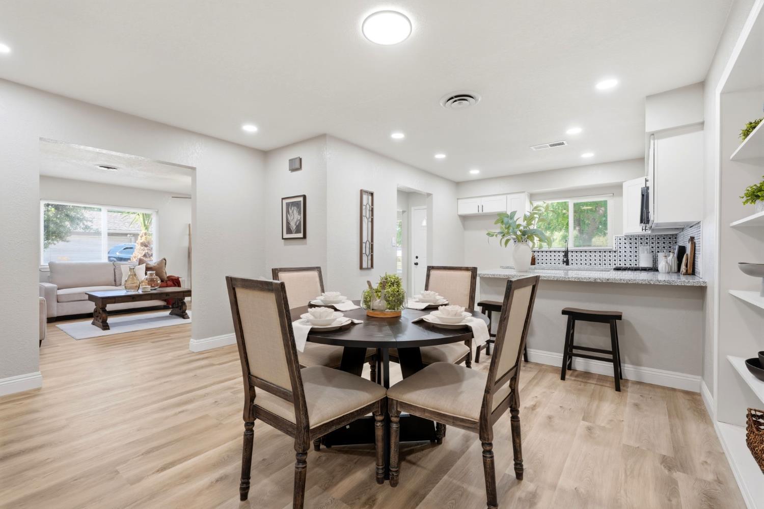 2245 E Lemmon Way, Hanford, CA 93230