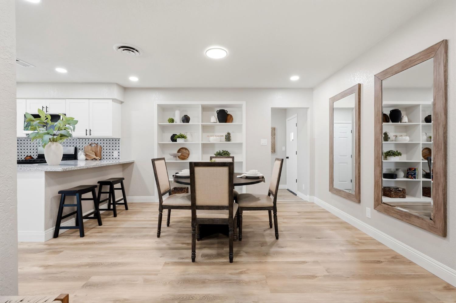 2245 E Lemmon Way, Hanford, CA 93230