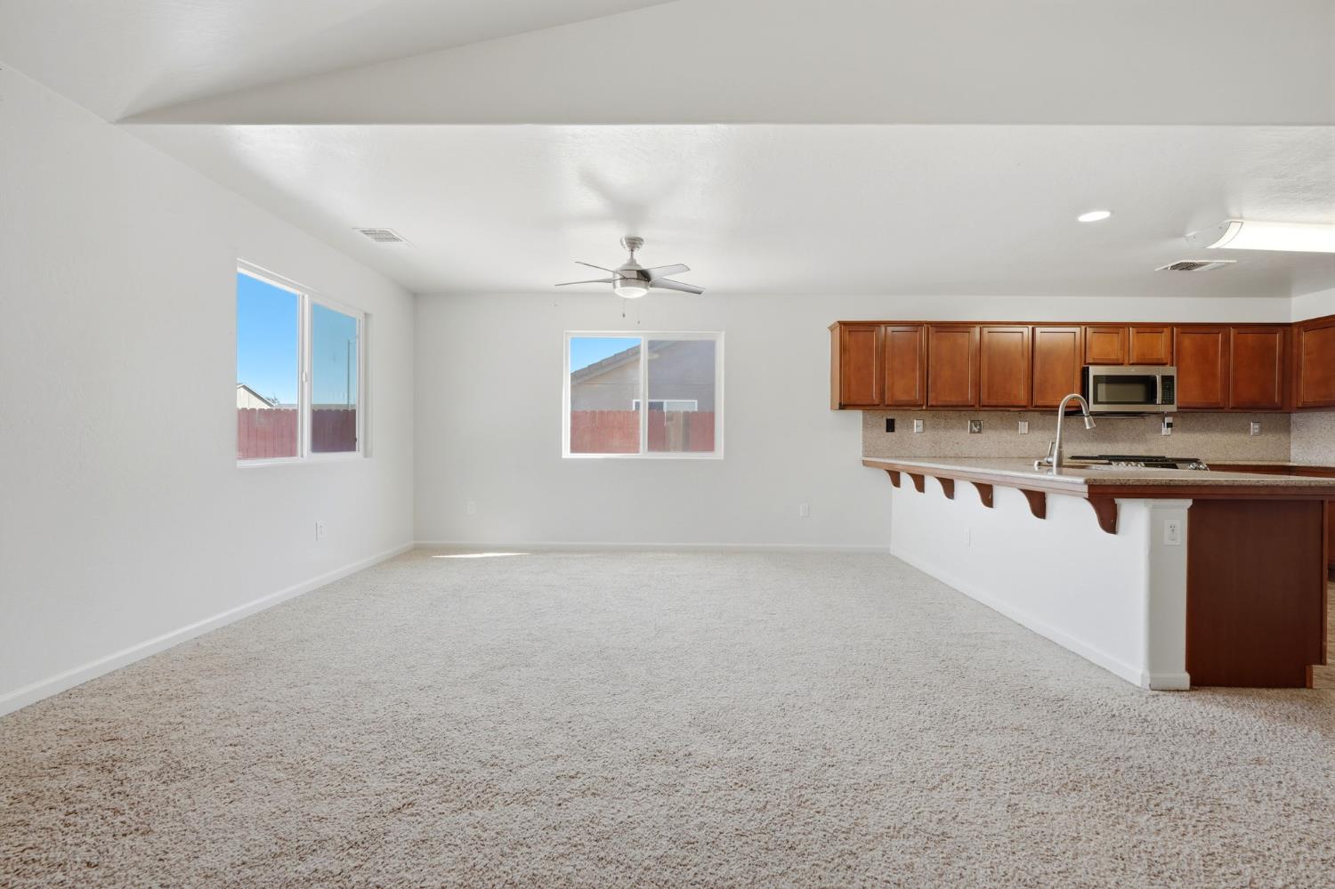 3308 Gregory Ave, Fresno, CA 93722