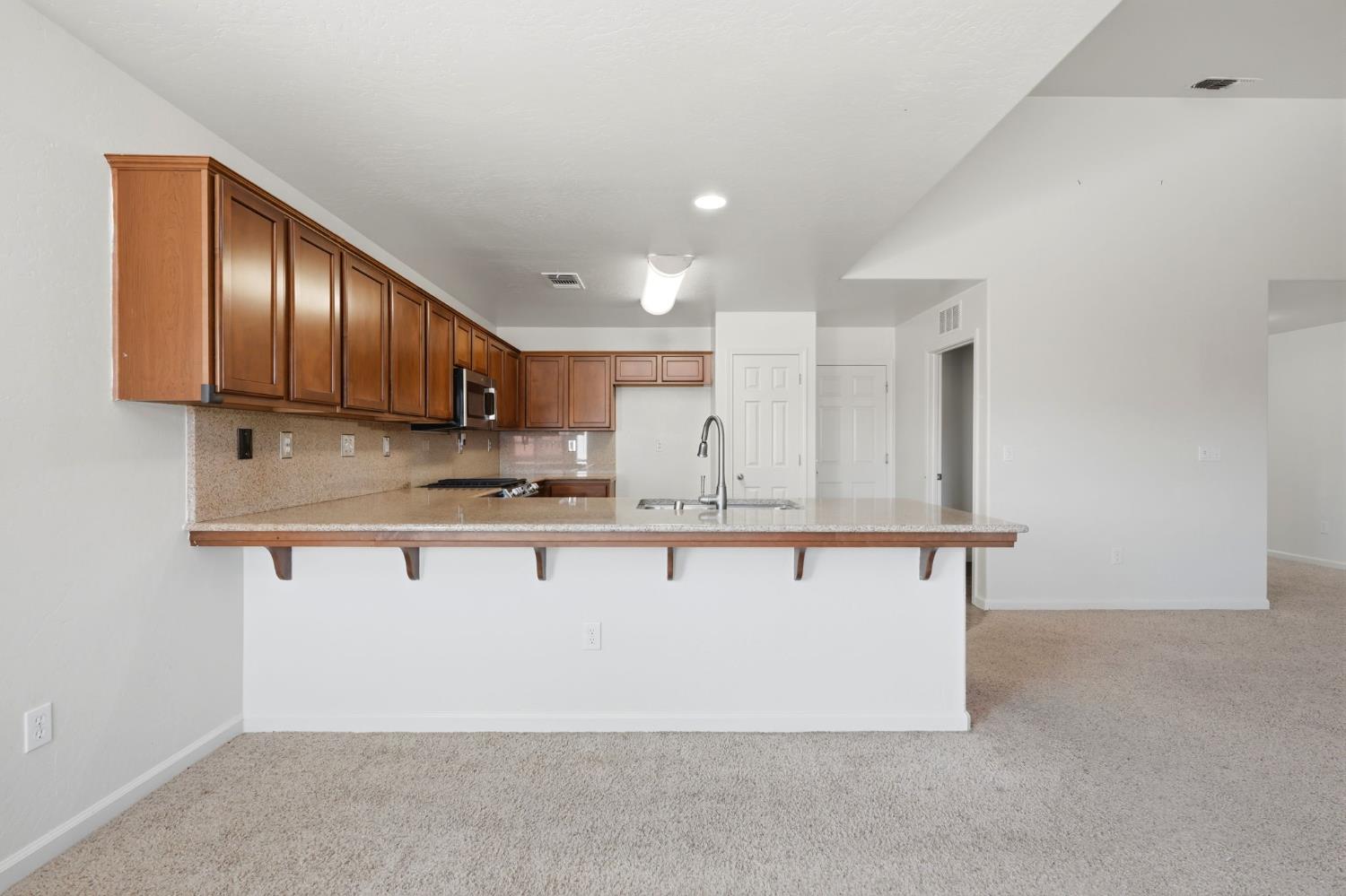 3308 Gregory Ave, Fresno, CA 93722