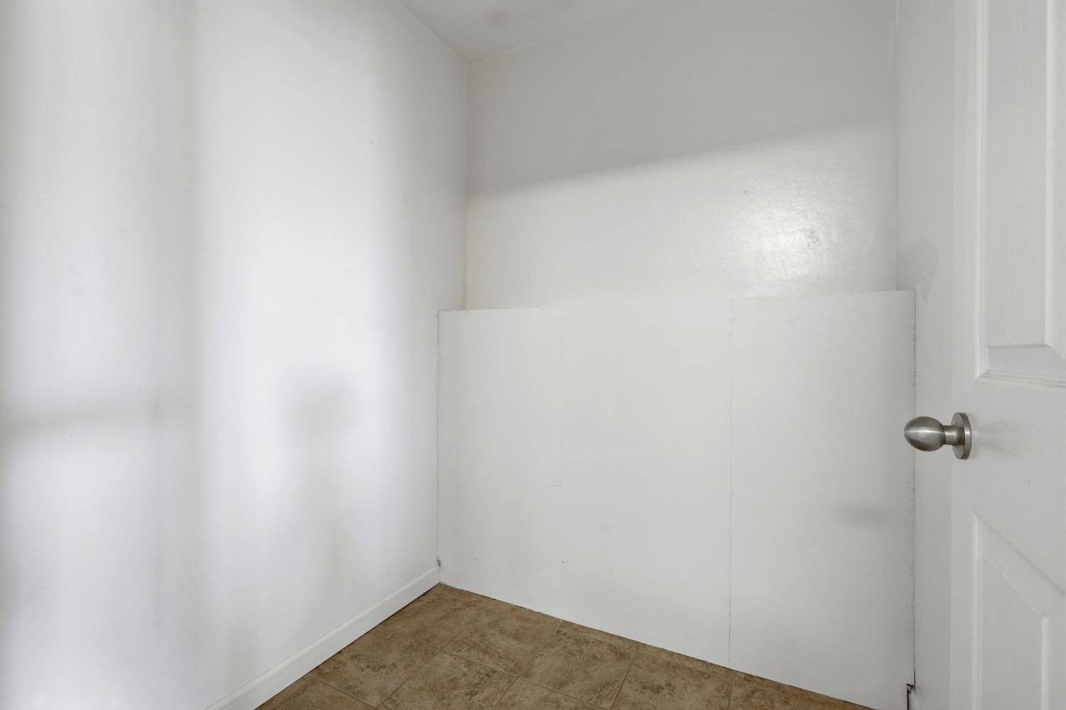 3308 Gregory Ave, Fresno, CA 93722