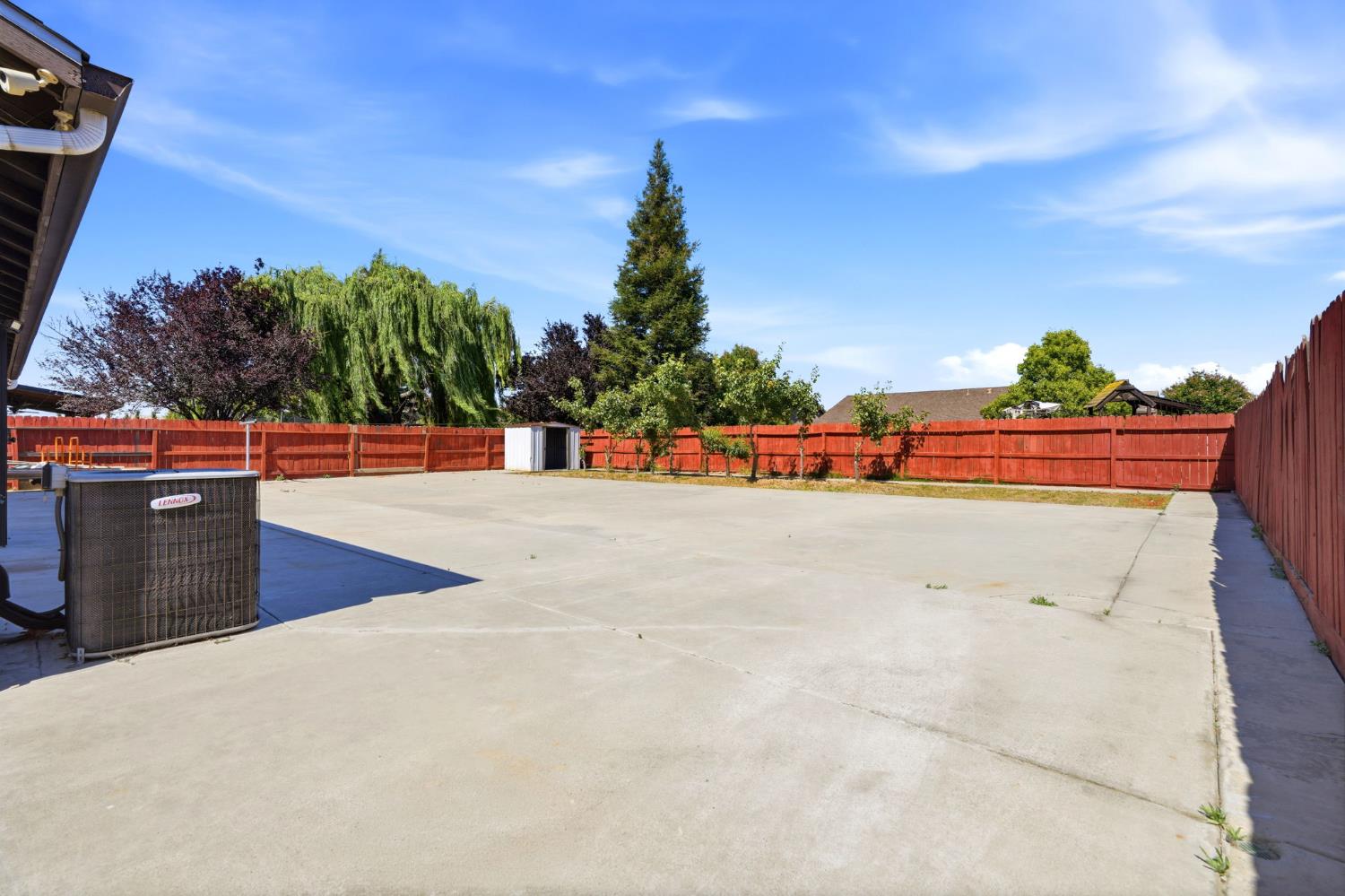 3308 Gregory Ave, Fresno, CA 93722