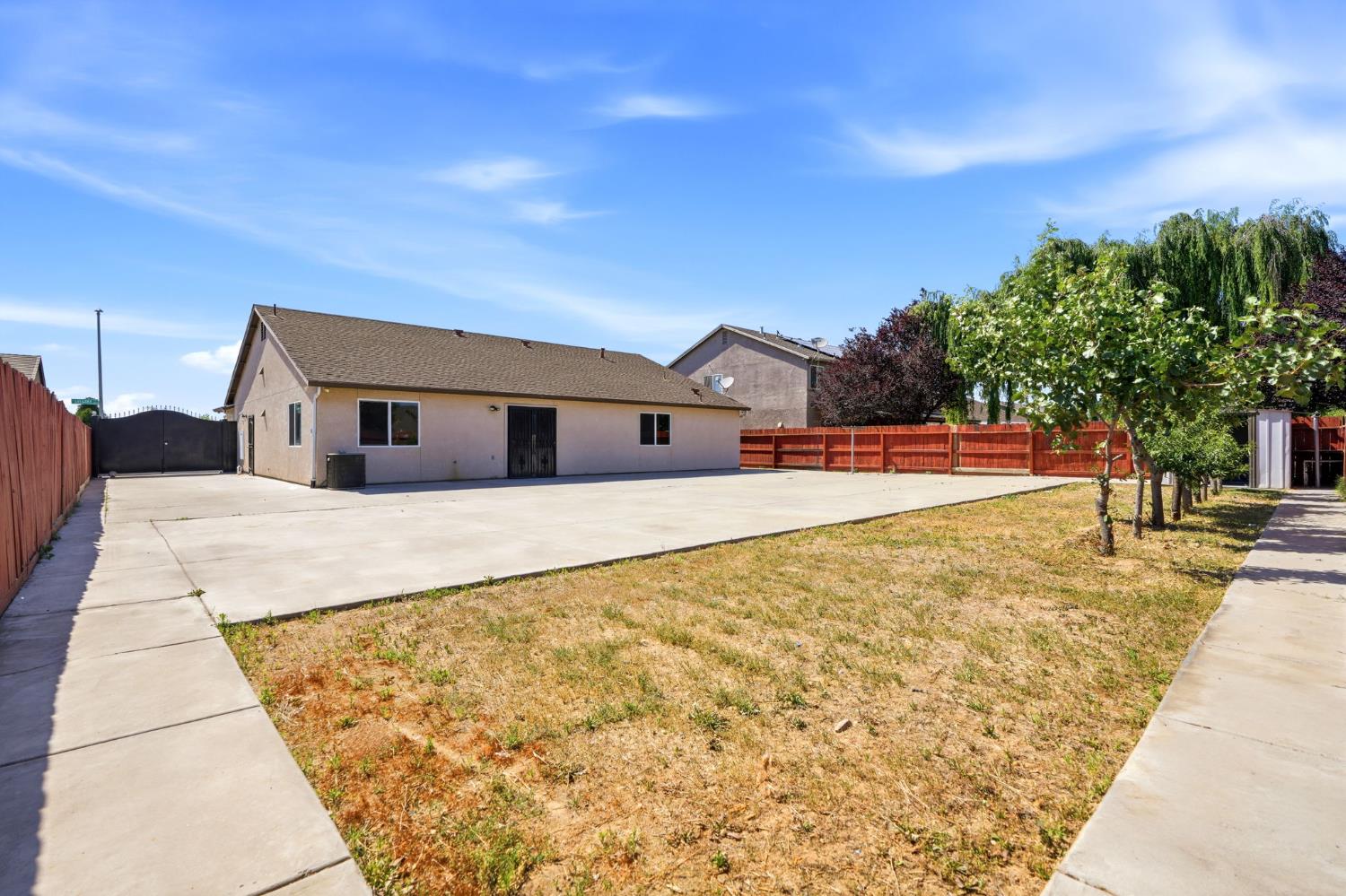 3308 Gregory Ave, Fresno, CA 93722