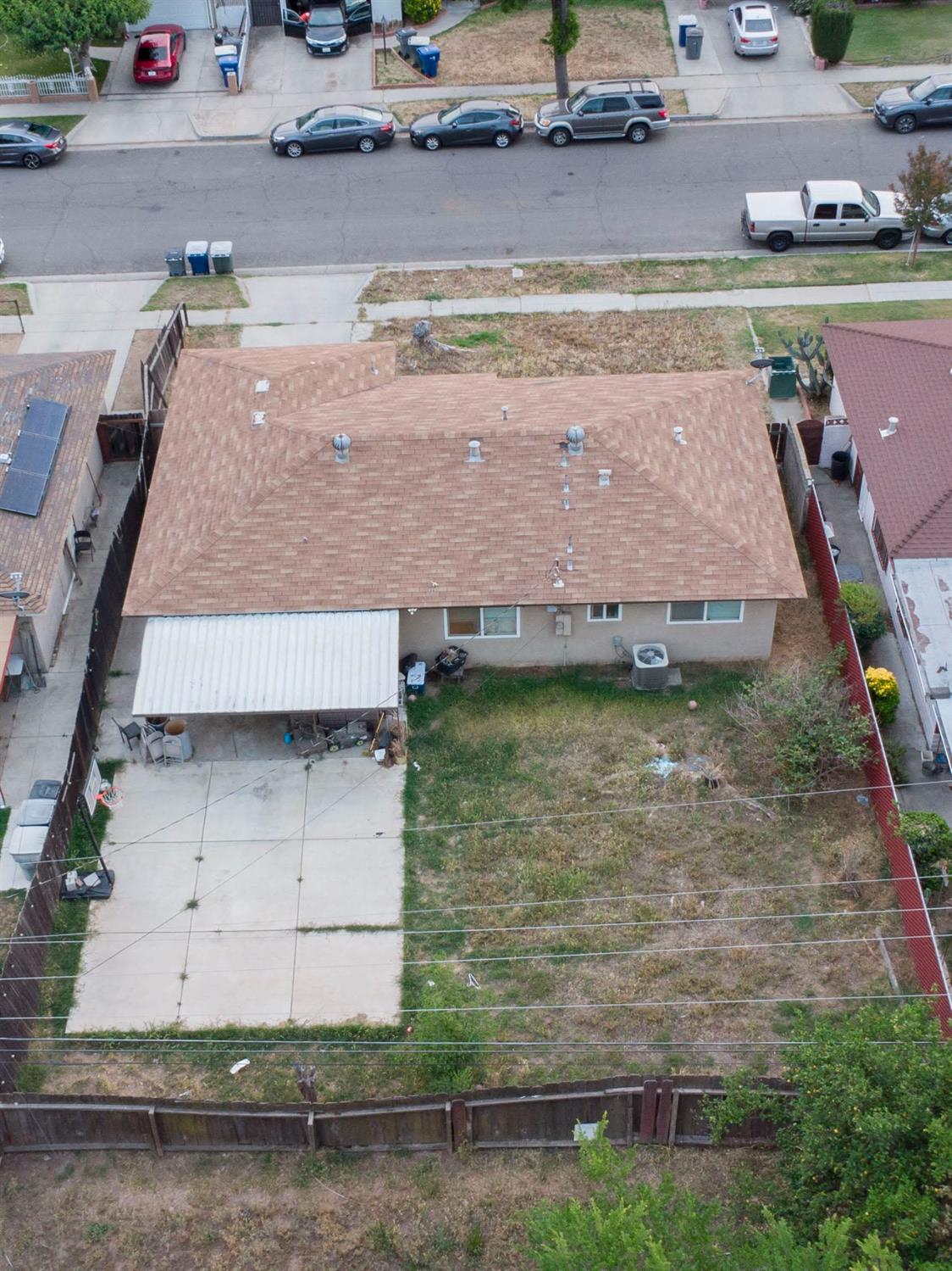 5093 E Oslin Ave, Fresno, CA 93727