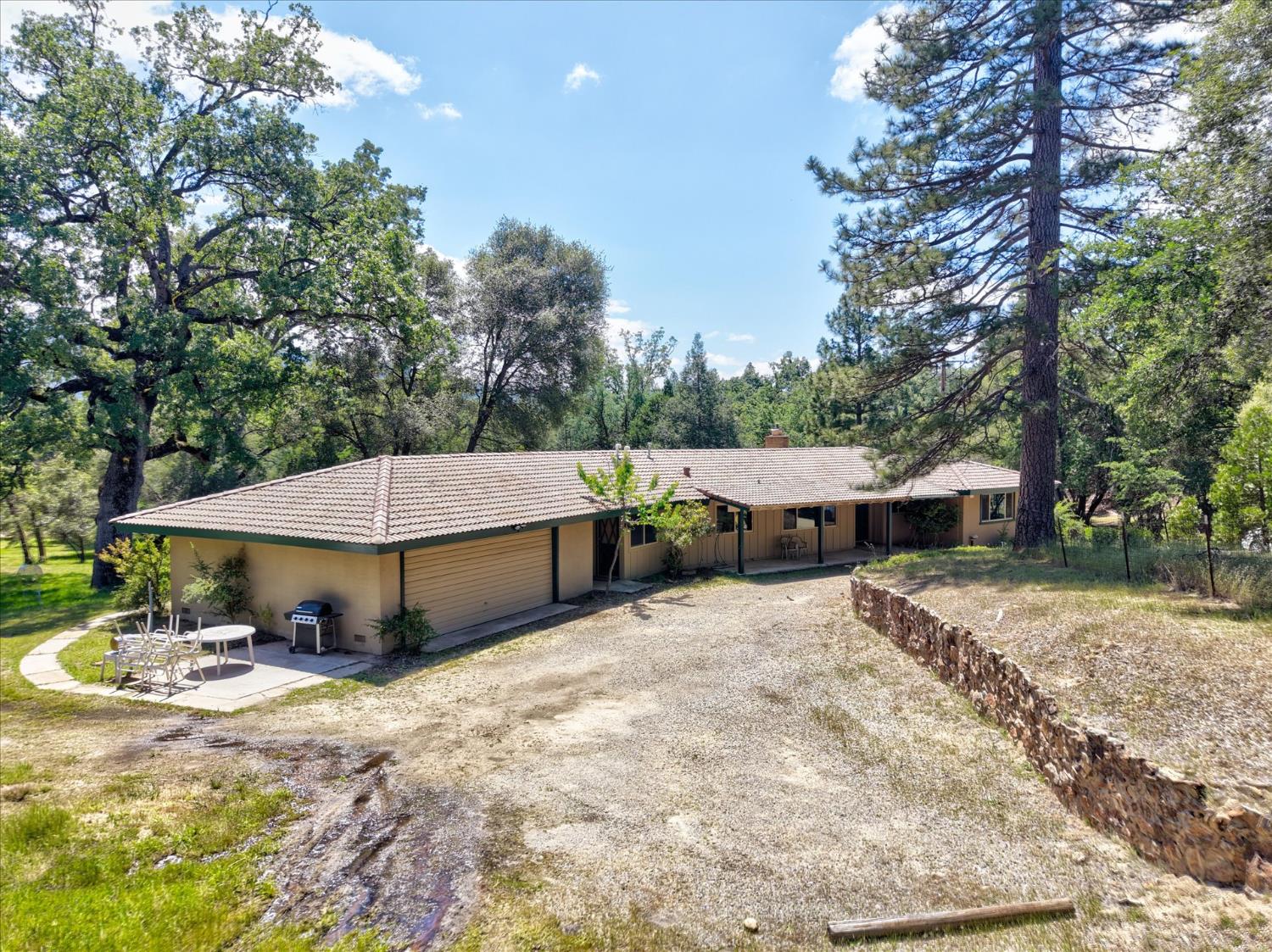 51300 Road 426, Oakhurst, CA 93644