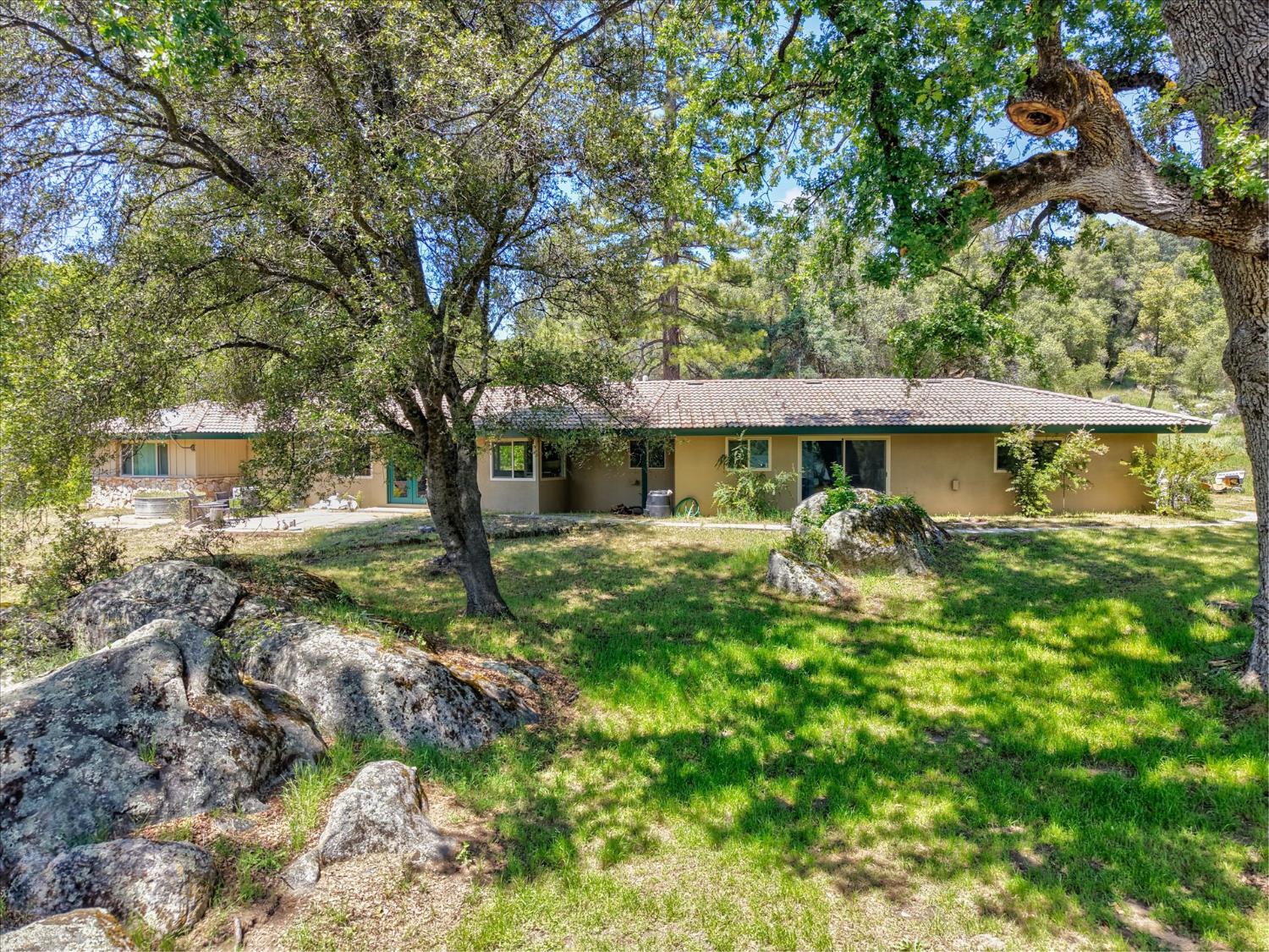 51300 Road 426, Oakhurst, CA 93644