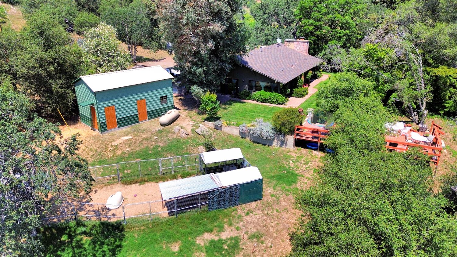 43715 Dinely Dr, Three Rivers, CA 93271