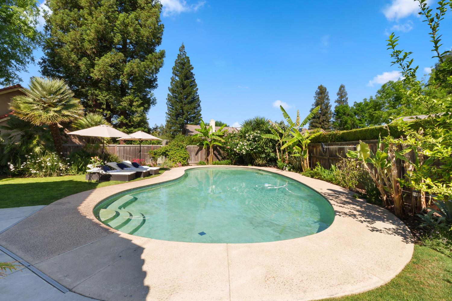 7273 N Durant Ave, Fresno, CA 93711