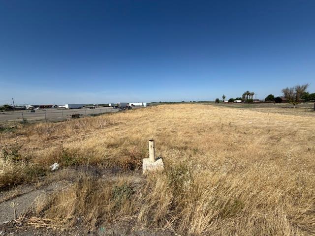 9680 N Dos Palos Rd, Firebaugh, CA 93622