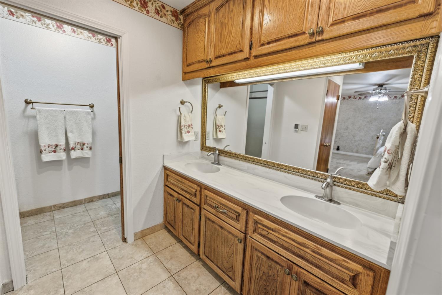 13935 S Madsen Ave, Kingsburg, CA 93631