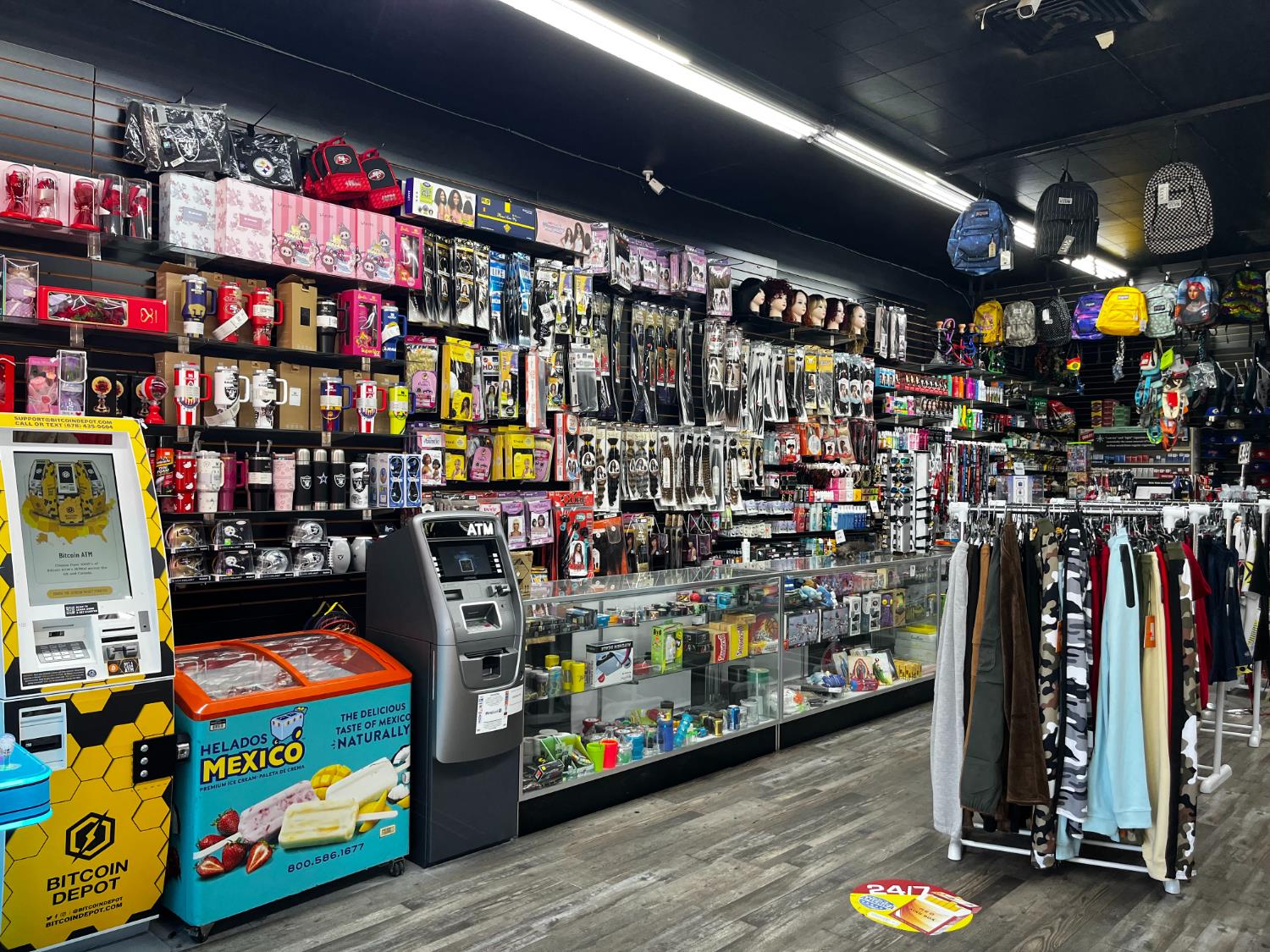 611 W Dakota Ave, Fresno, CA 93705