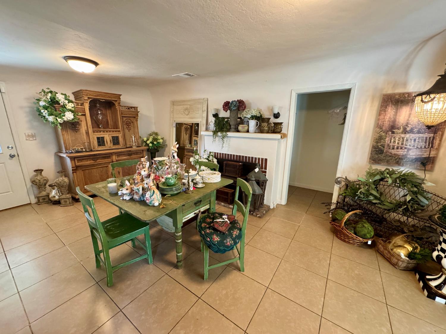 17672 W Belmont Ave, Kerman, CA 93630