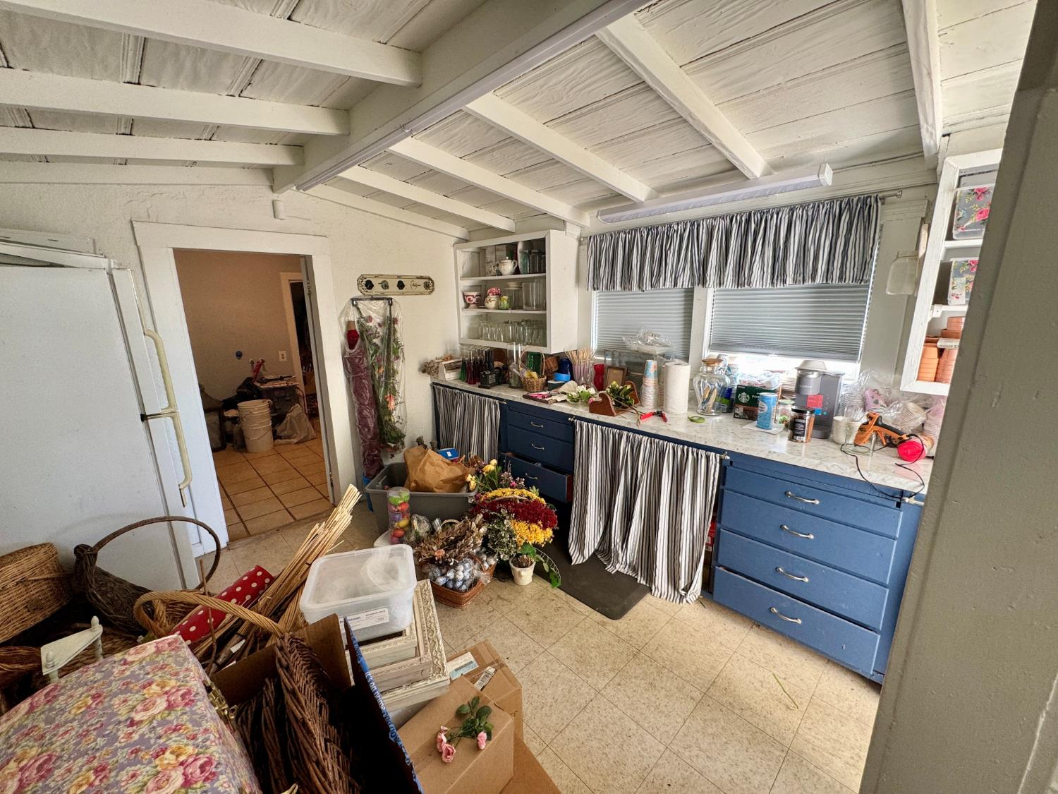 17672 W Belmont Ave, Kerman, CA 93630