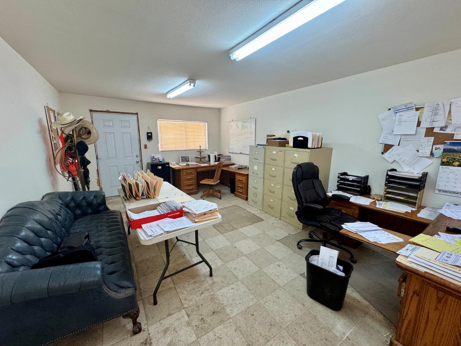 17672 W Belmont Ave, Kerman, CA 93630