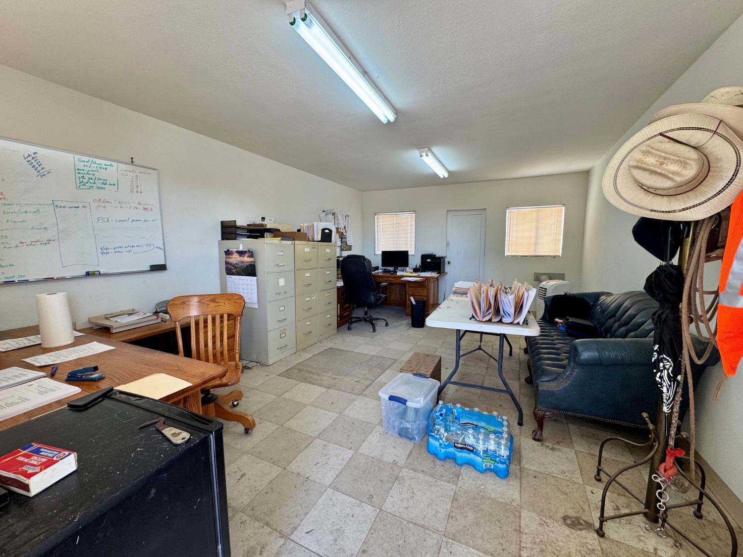 17672 W Belmont Ave, Kerman, CA 93630
