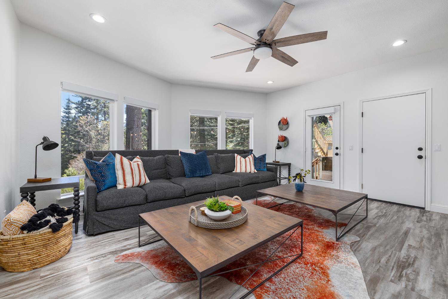 39928 Yellow Lupin Ln, Shaver Lake, CA 93664