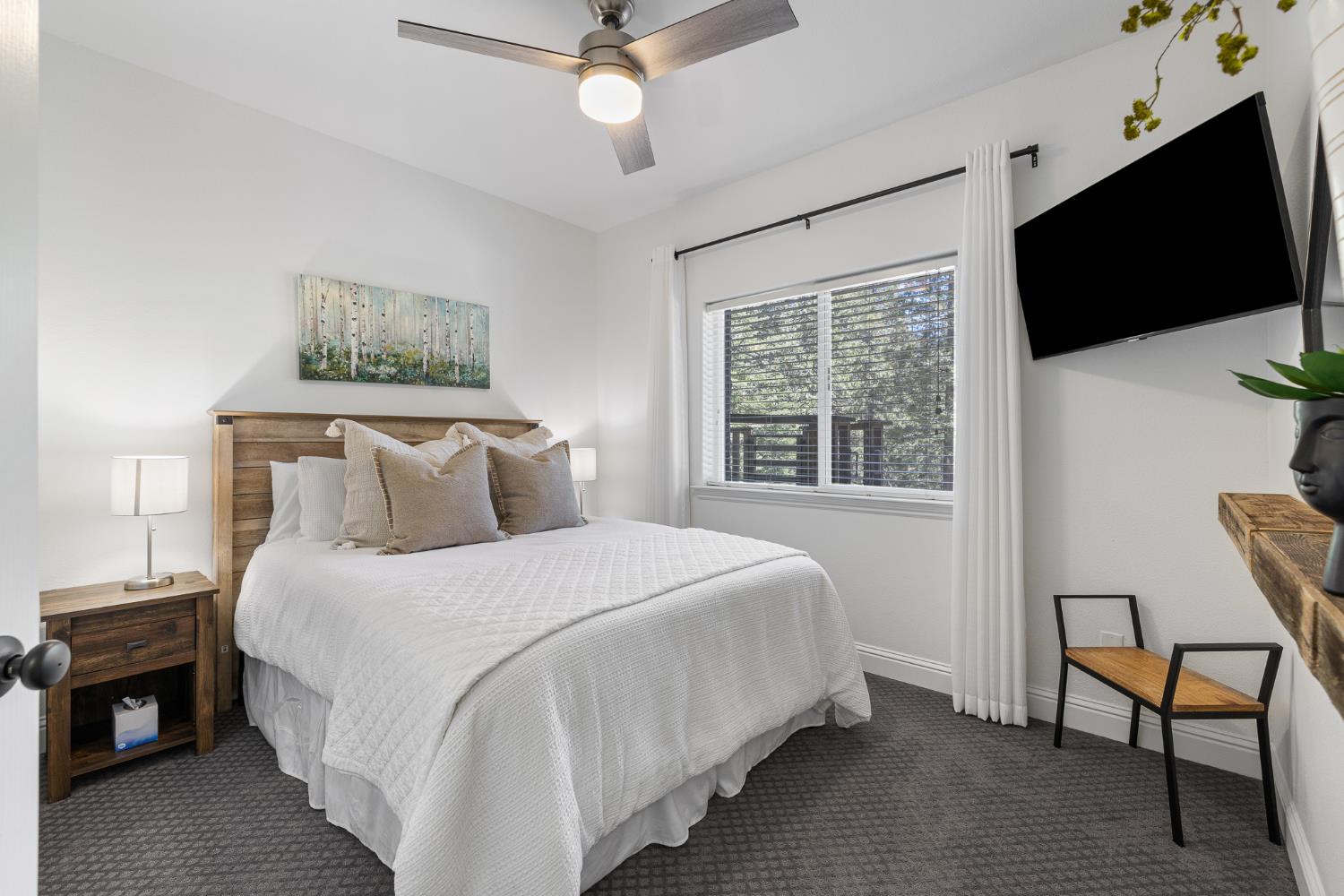 39928 Yellow Lupin Ln, Shaver Lake, CA 93664