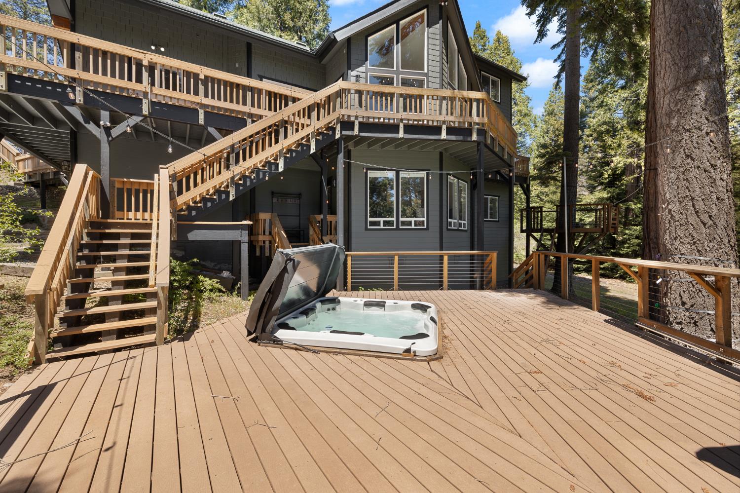 39928 Yellow Lupin Ln, Shaver Lake, CA 93664