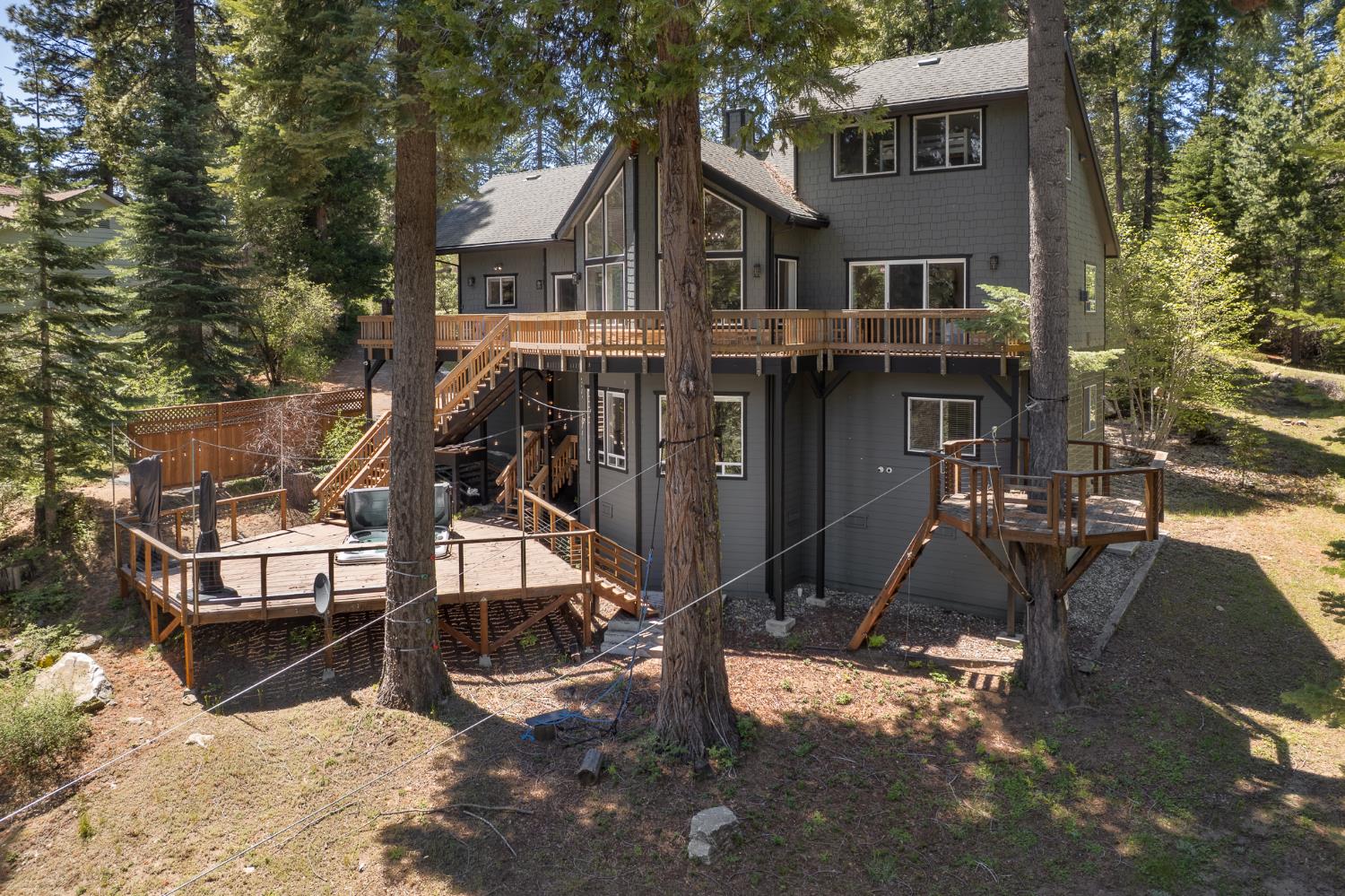 39928 Yellow Lupin Ln, Shaver Lake, CA 93664