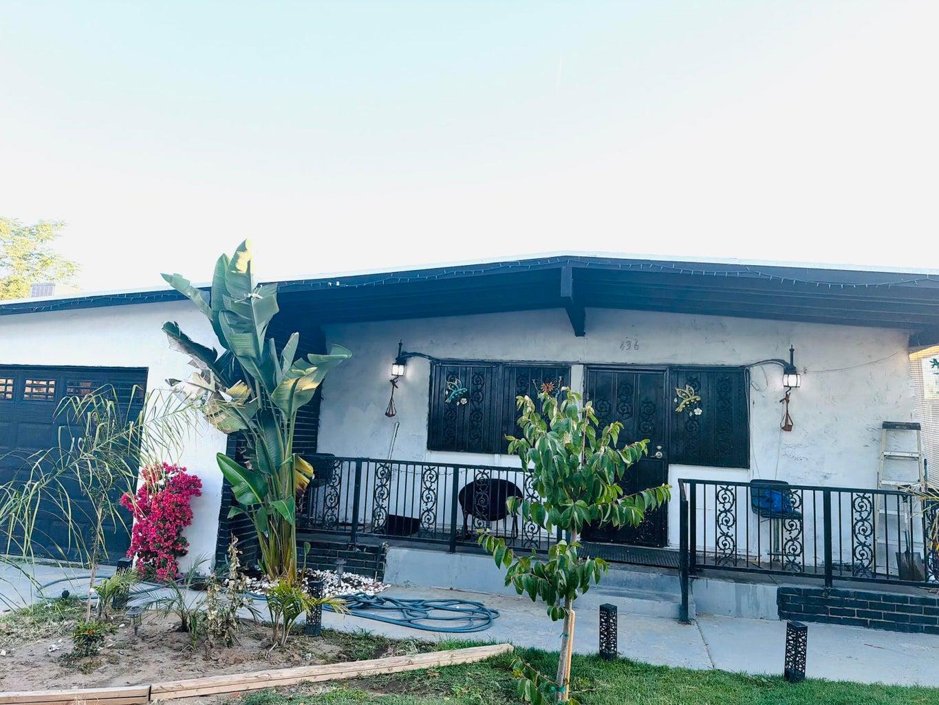 436 W Strother Ave, Fresno, CA 93706