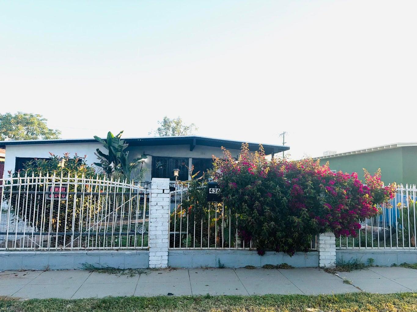 436 W Strother Ave, Fresno, CA 93706
