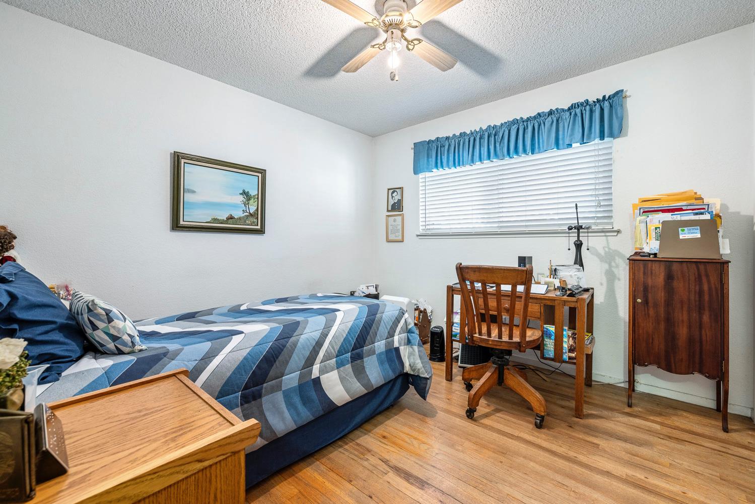 212 Cindy Ln, Coalinga, CA 93210