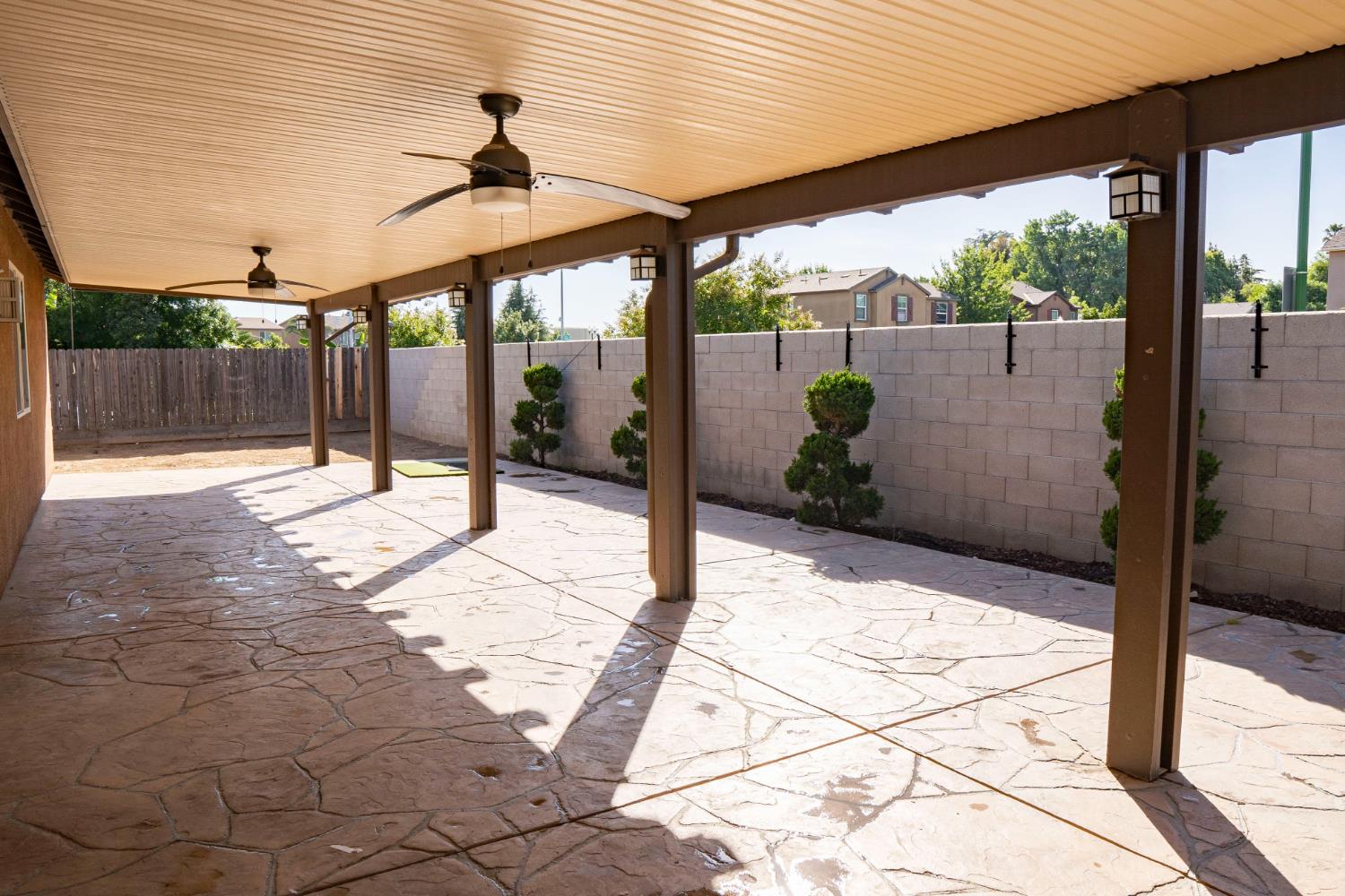 5831 E Platt Ave, Fresno, CA 93727