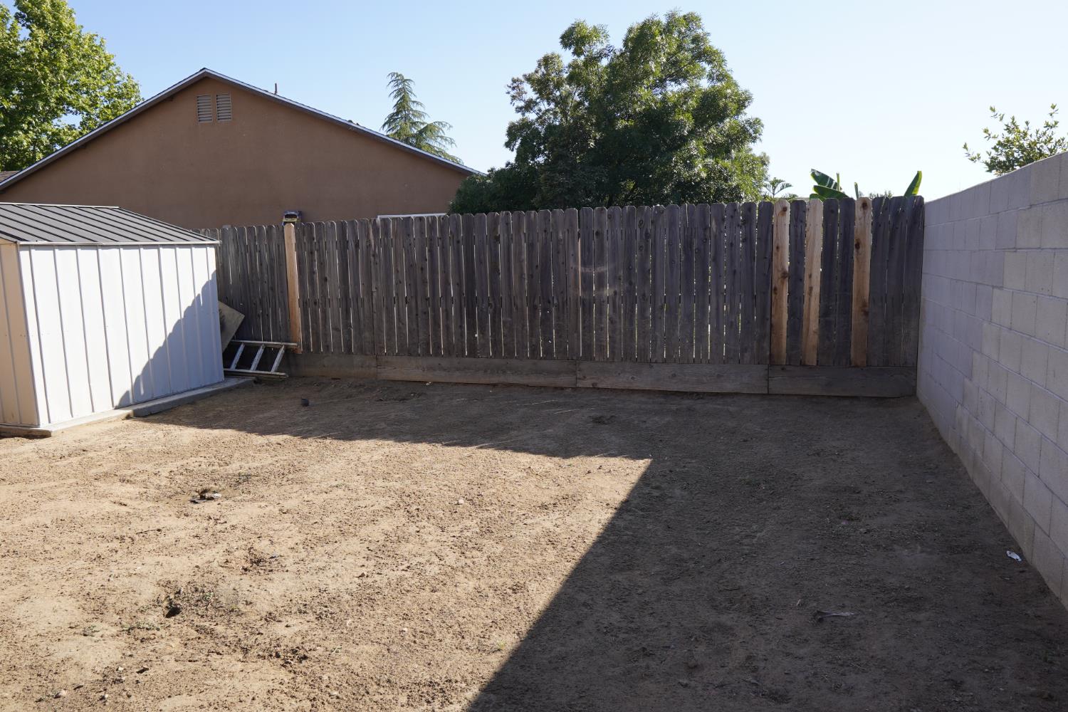 5831 E Platt Ave, Fresno, CA 93727