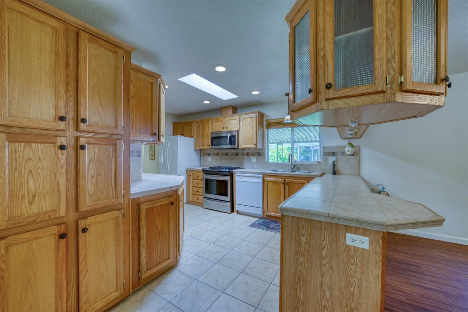 28242 Tollhouse Rd, Tollhouse, CA 93667